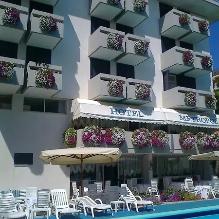 Hotell Metropol 3*